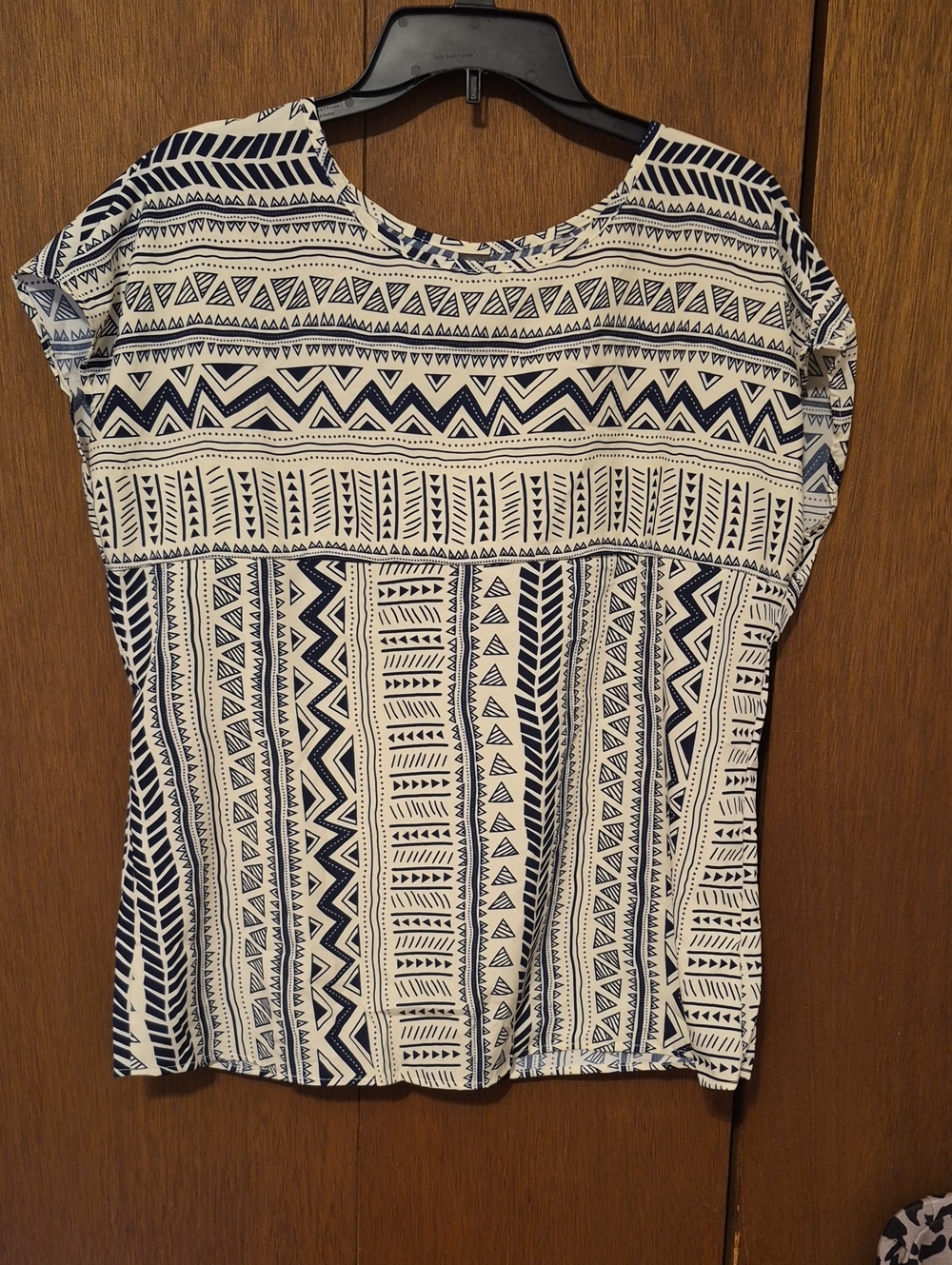 NWT Emery Rose Women's Navy & White Patterned Short Sleeve Top SZ L